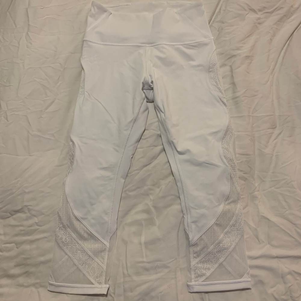 Wunder under HR crop 21” lace